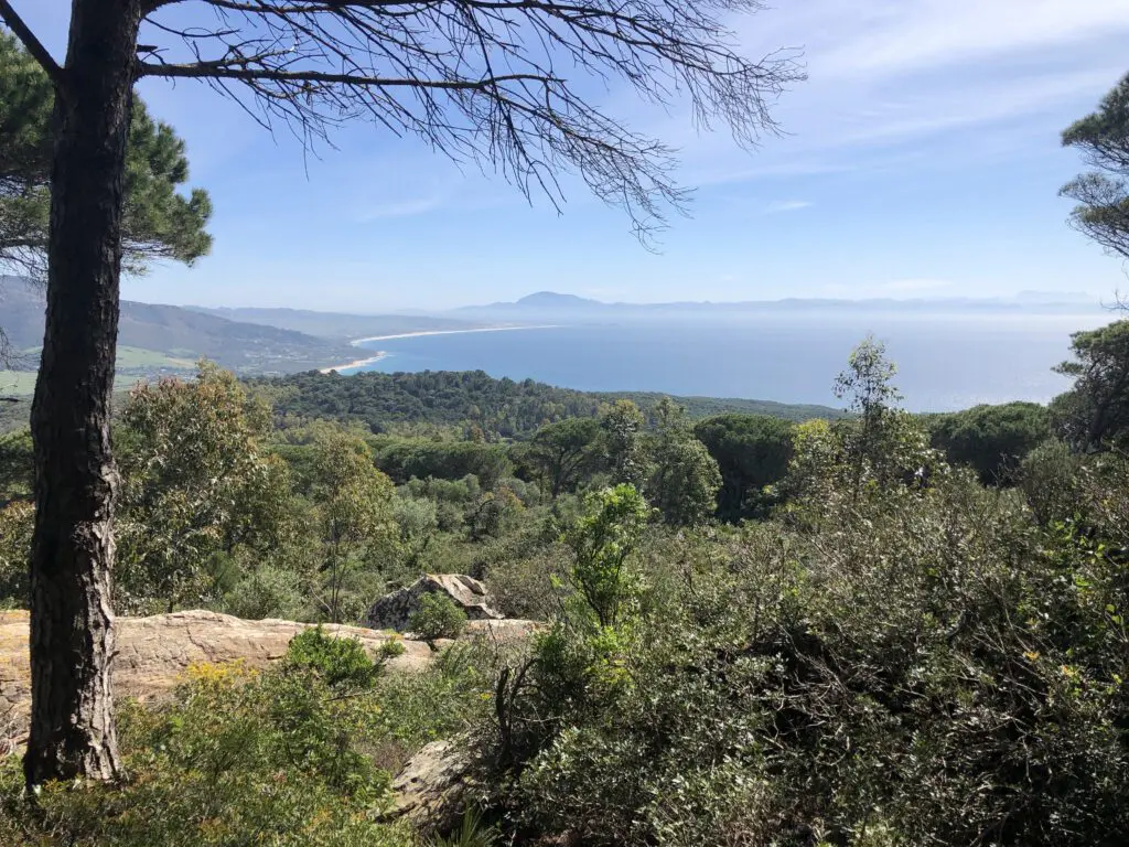 Zicht op Afrika vanaf Paloma Alta bij Tarifa