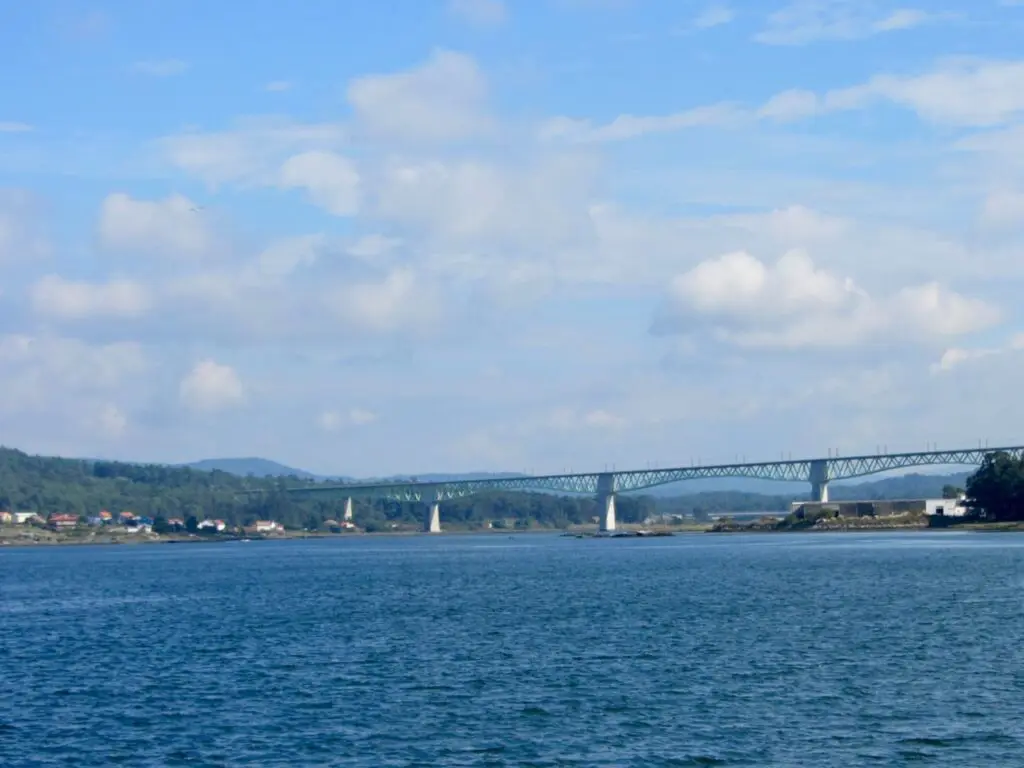Ría de Arousa- spoorbrug HSL - begin van de Río Ulla